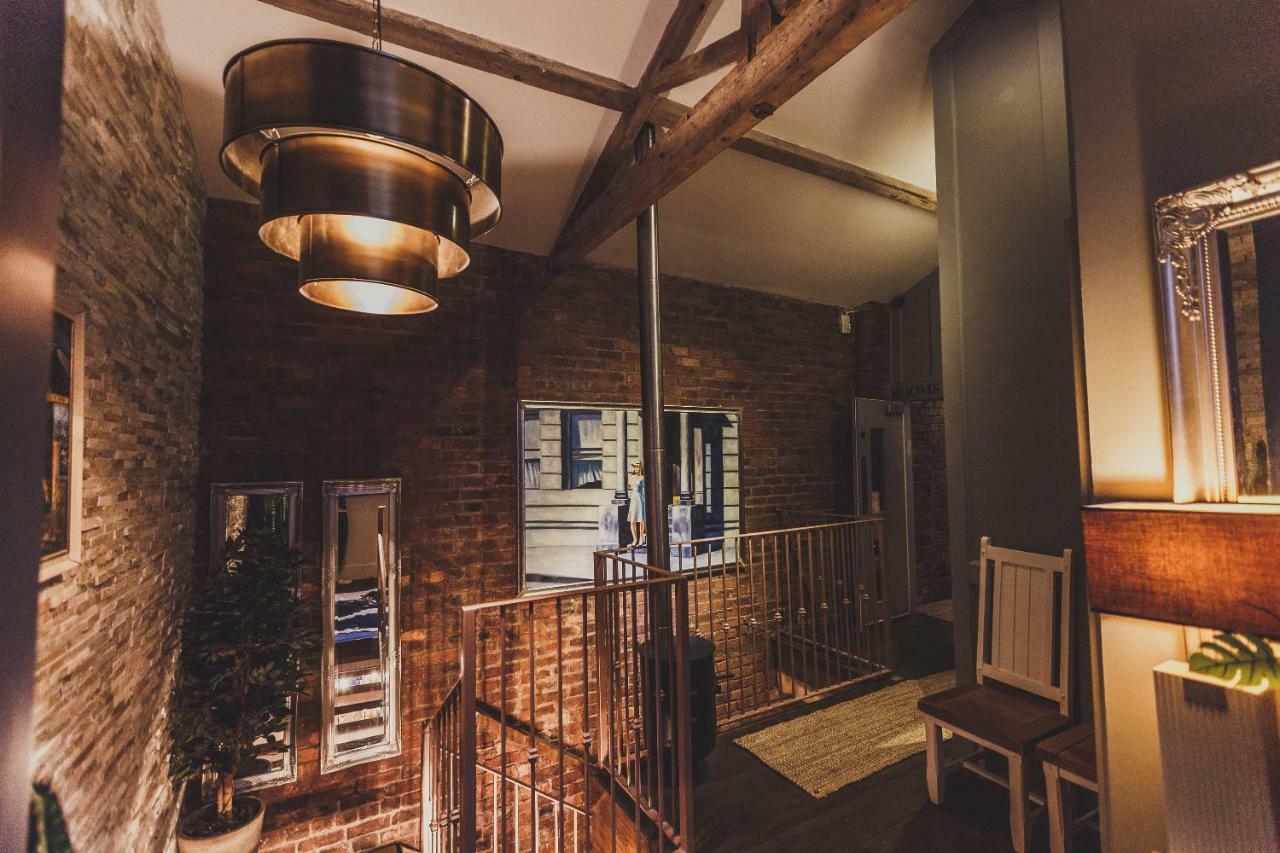 The Cow Hollow Hotel Manchester Exterior foto